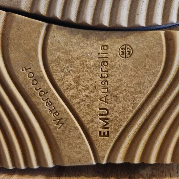 EMU Australia Womens 8 Charlotte Boots Chocolate Brown Sheepskin Lace Back Boots - Picture 8 of 12